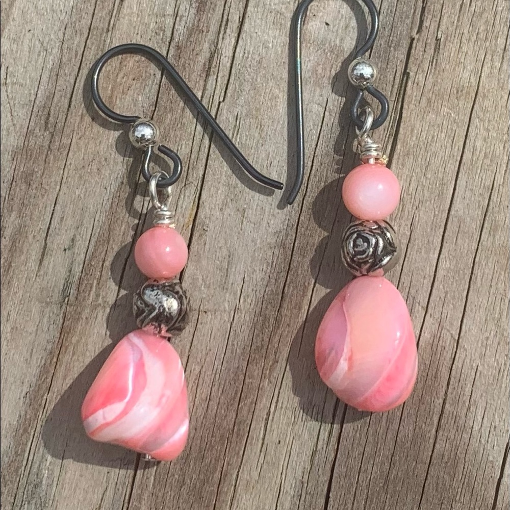 Pink/Salmon Coral Earrings. Sterling Silver - Picture 4 of 6